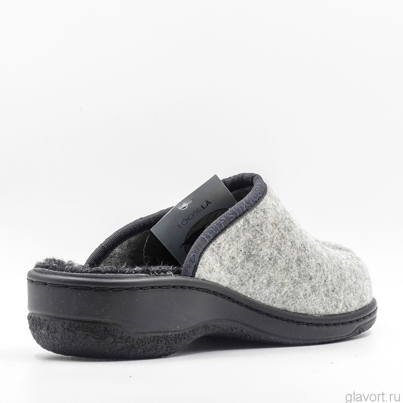 Clarks deals nursing clogs